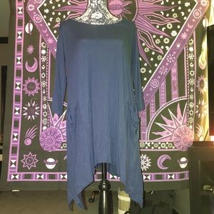 Women’s Quarter Length Dress